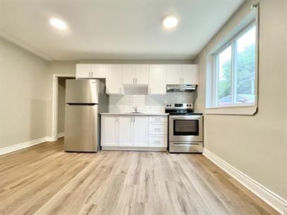 4730 Eastwood Crescent - Photo 3 of 8