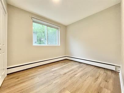 4730 Eastwood Crescent - Photo 6 of 8