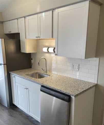 Cavalier Manor *EPM* - Photo 3 of 13