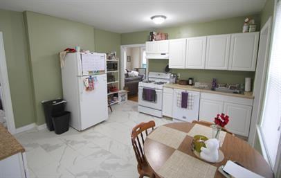 71 America Street - Photo 7 of 11