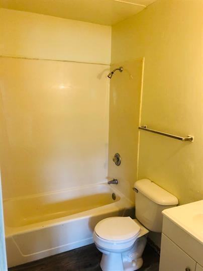 1525 East Risser Street - Photo 5 of 7