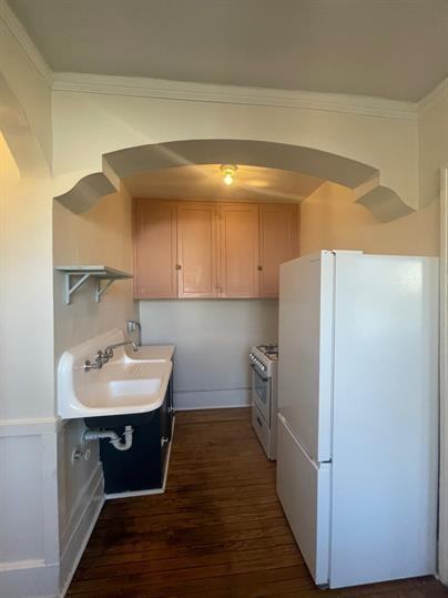 2024 Hubbard Street - Photo 7 of 16