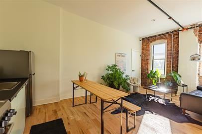 9226 Kercheval Avenue - Photo 5 of 13