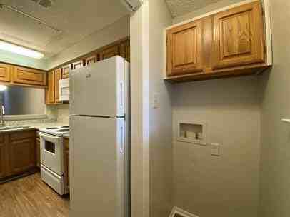 1445 Weiler Boulevard, Fort Worth, TX 76112 - Photo 7 of 50