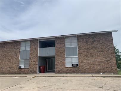 800 W Washington St; Clarksville 75426 - Photo 4 of 50