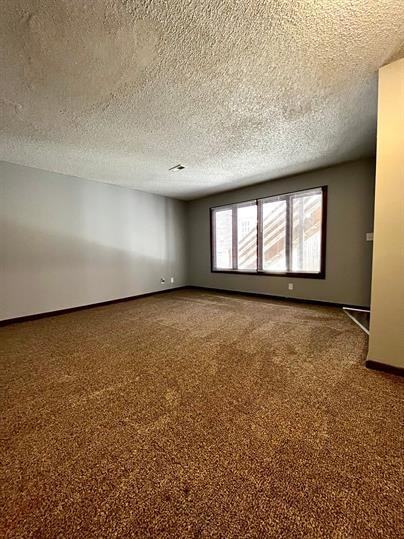 1820 F - Photo 3 of 7