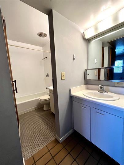 700 S 17 - Photo 6 of 7