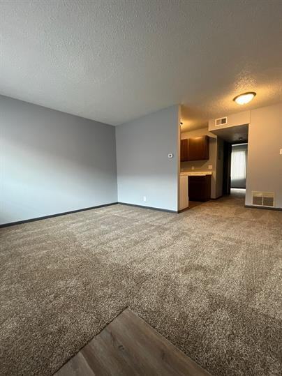 1207 B - Photo 3 of 6