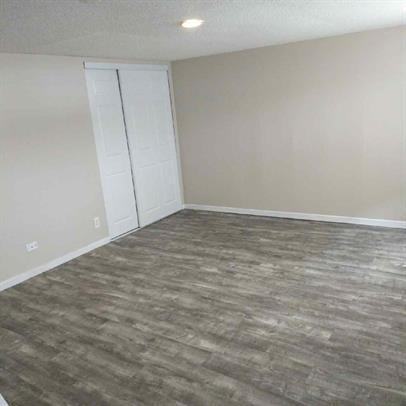 Lincoln Manor - Photo 7 of 50