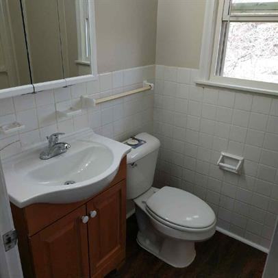 Lincoln Manor - Photo 5 of 38