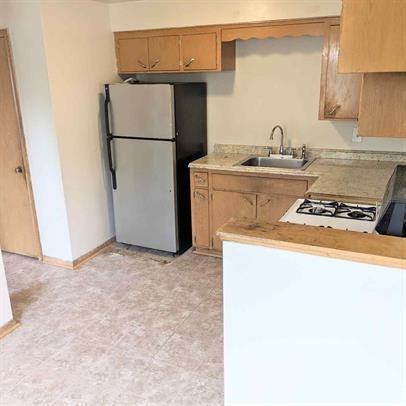 Fremont 3501 - Photo 5 of 28