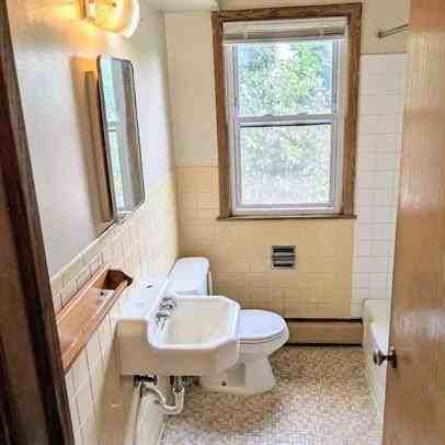 Fremont 3501 - Photo 7 of 28