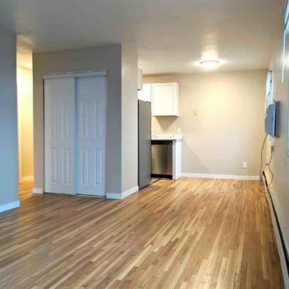 Maplewood Manor - Photo 4 of 50