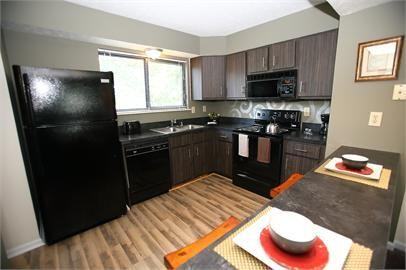 The Villas of Pine Valley - Photo 4 of 20