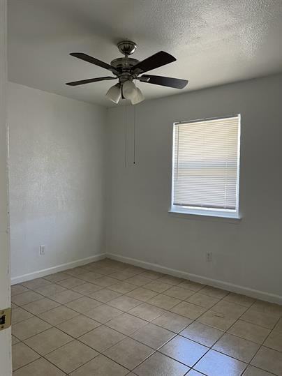 1015 North 14th Street - Photo 3 of 5