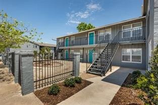 E Wayne St_900 - Photo 1 of 1