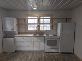 featured image of 410 W Maple St