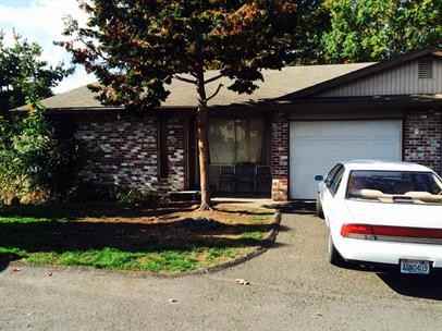 NE34 Duplexes Apartments 5803 and 5815 NE 34th Street, Vancouver, WA