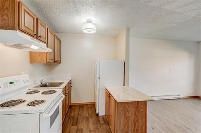 Beaverton Apartments 5800 & 5840 Southwest Erickson Avenue, Beaverton