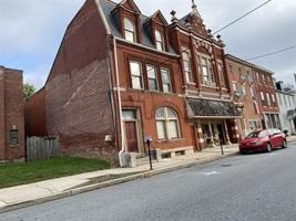 featured image of 118 W Market St