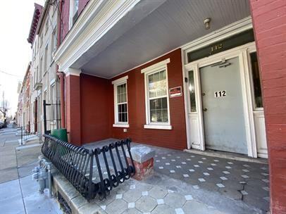 112 South Prince Street - Photo 3 of 14