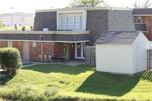 featured image of 2201 N 14th St