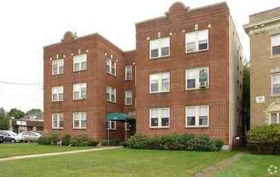 839 Farmington Avenue - Photo 5 of 6