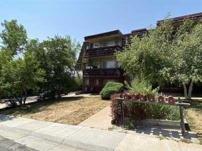 6237 Estes Street - Photo 3 of 9