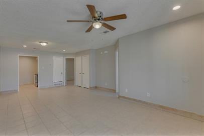 1722 Fitzgerald Court Arlington, TX 76012 - Photo 5 of 50