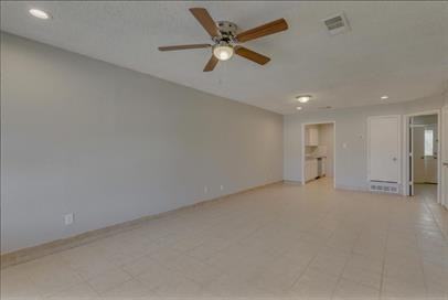 1722 Fitzgerald Court Arlington, TX 76012 - Photo 6 of 50