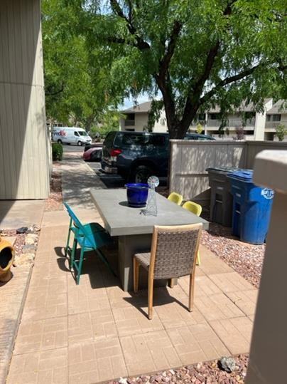 1055 W Bloomington Dr - BH - Photo 3 of 30