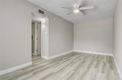 BK1 - BSHM 1996-1998 Broadway/450 N. 4th - Photo 7 of 10