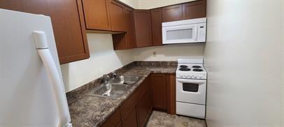 20 N 10th Ave. Hiawatha - Photo 2 of 18