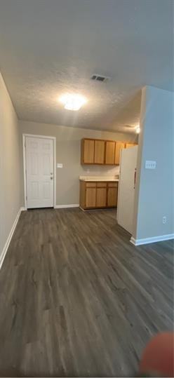 Michelle Court - Photo 5 of 20