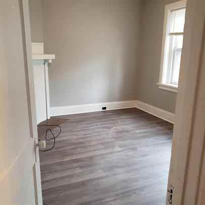 1316-1318 Woods Run Avenue - Photo 5 of 7