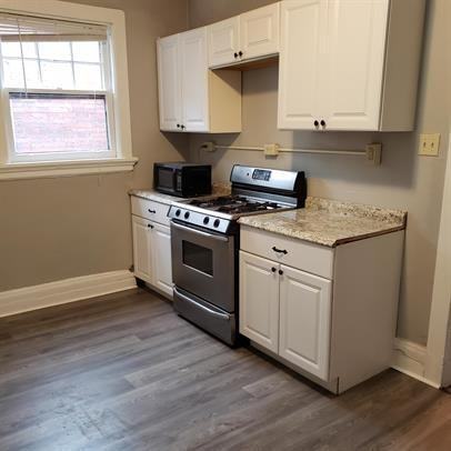 1316-1318 Woods Run Avenue - Photo 7 of 7