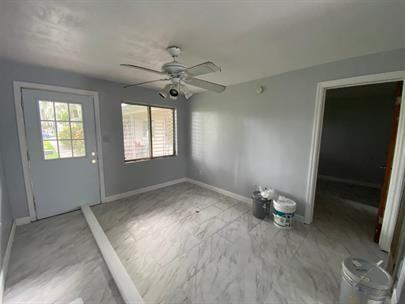 Lakeside APT - Photo 2 of 10