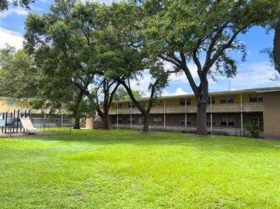 2912 Orange Center - Photo 3 of 33