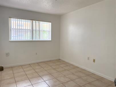 2912 Orange Center - Photo 5 of 33