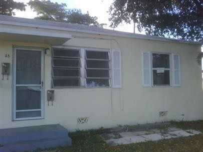 25 B NE 4th Avenue - Photo 2 of 2