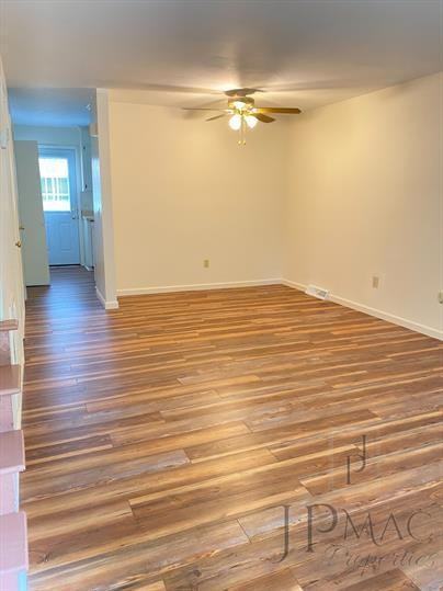 107 Rainbow Circle - Photo 3 of 9