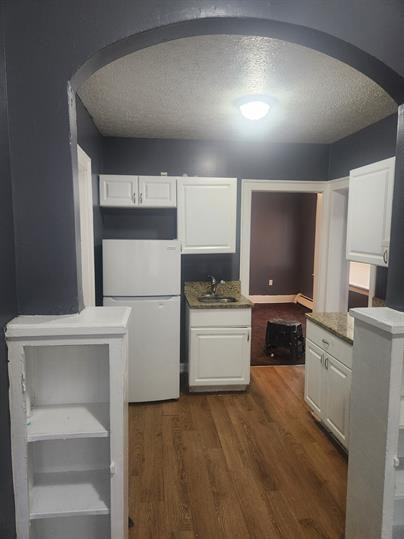 3311 Archwood Avenue - Photo 4 of 6