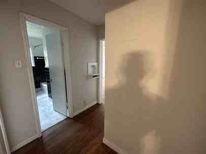 Roseland (4402) - Photo 6 of 27