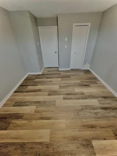 ROWAT ST. 17 - Photo 4 of 10