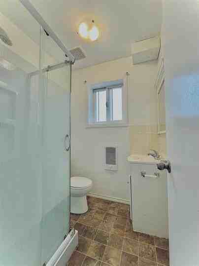 ROWAT ST. 17 - Photo 7 of 10