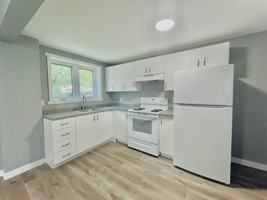 featured image of 245 Hyland Dr