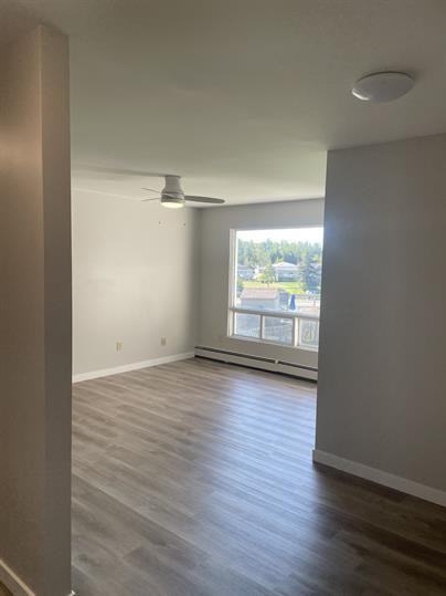 LAREN ST. 29 - Photo 3 of 11