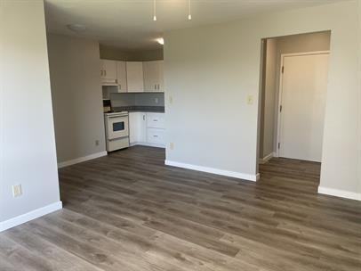 LAREN ST. 29 - Photo 5 of 11