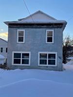 featured image of 425 Bessie Ave