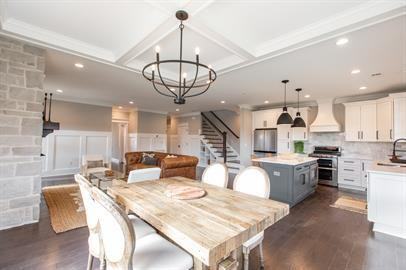 1141 North Westyn Loop - Photo 3 of 7